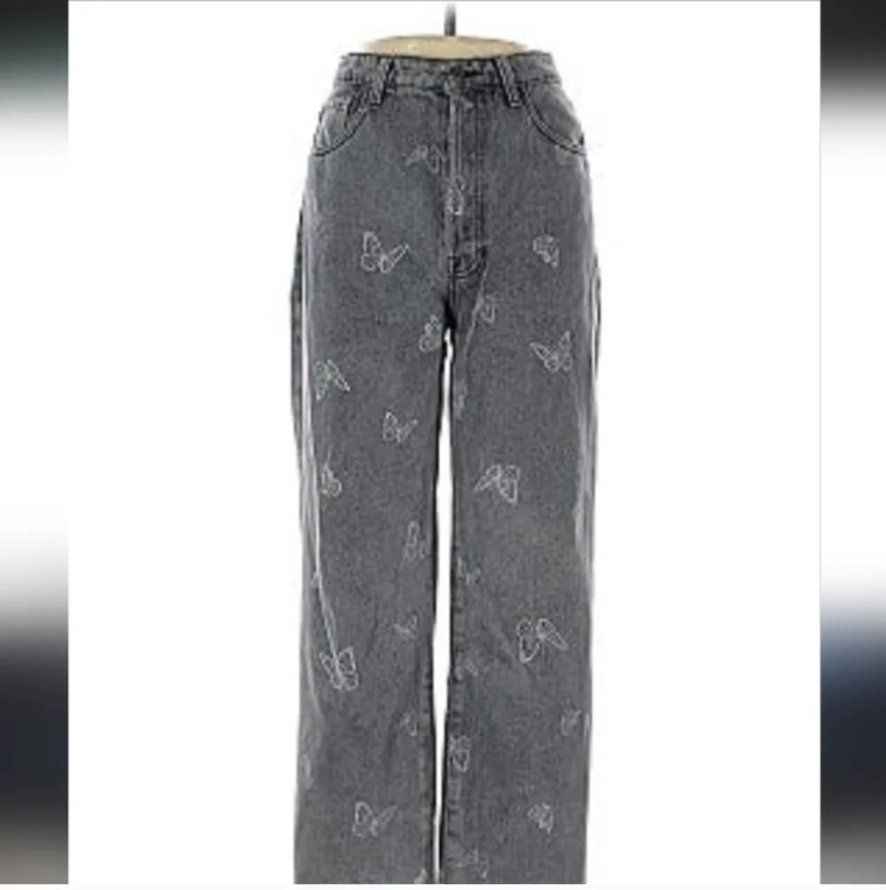 Butterfly Embroidered Gray Women Jeans
